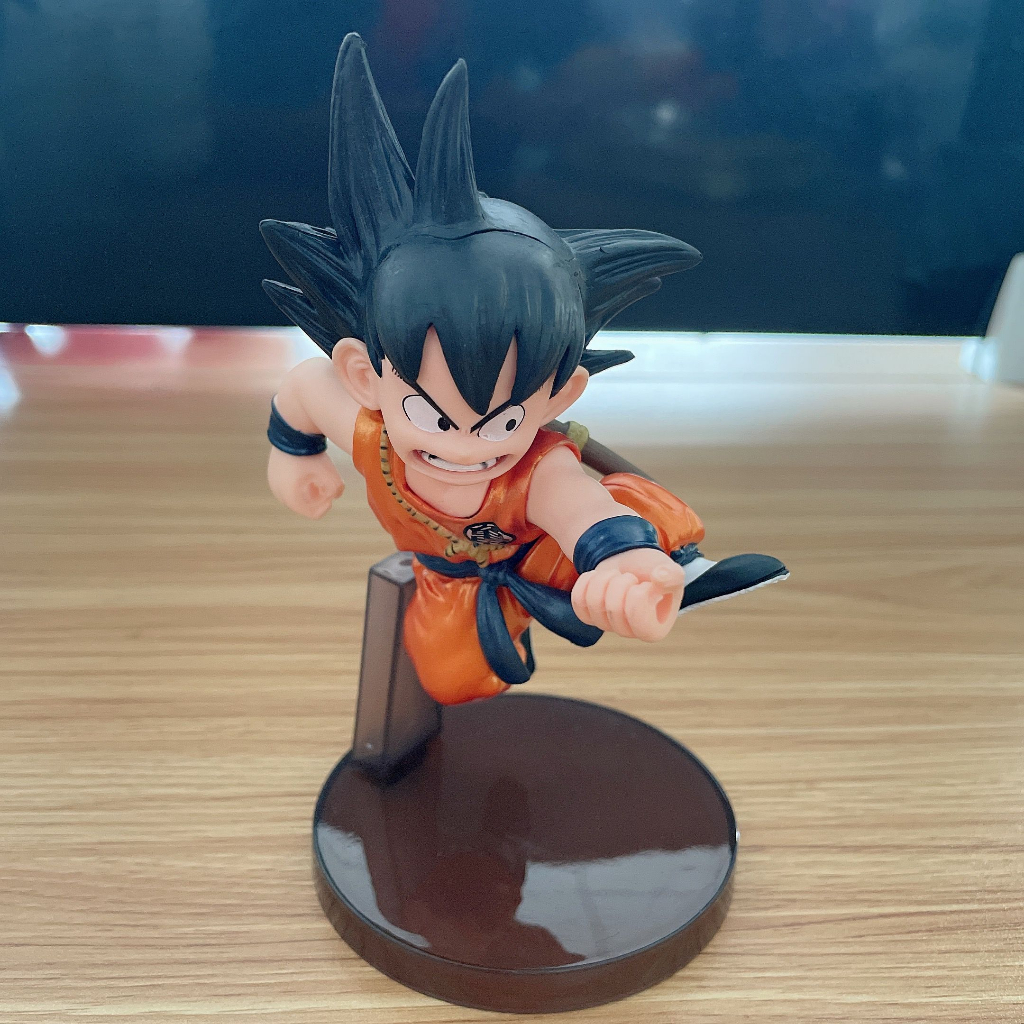 Action figure de Goku Super Saiyajin 2 - Action Figure Collection - Objetos  Colecionáveis
