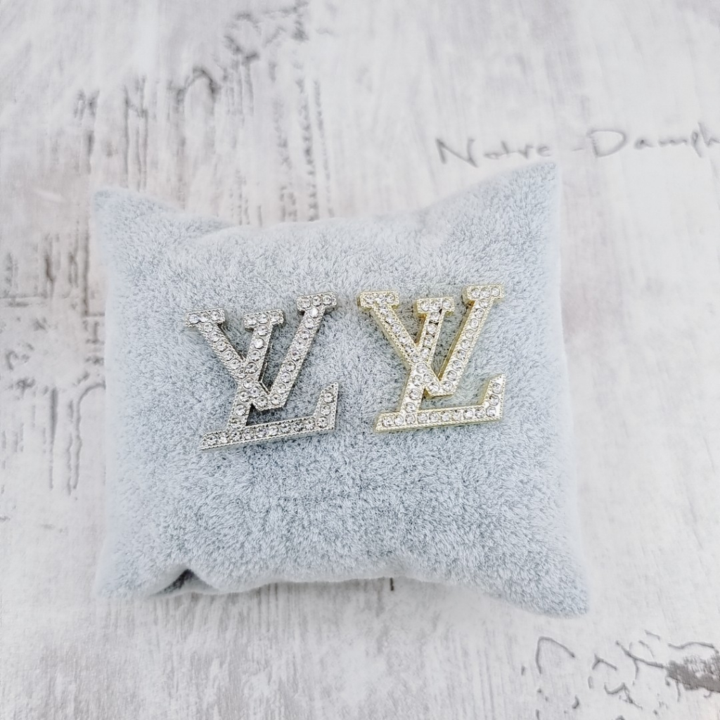 Moda LV Novo Estilo Senhoras Broche de Colarinho de Luxo Leve de Alta Qualidade100060