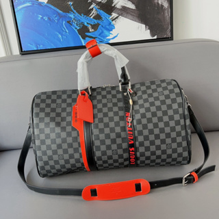 Sneakers & Chill on X: New Custom on Louis Vuitton Travel Bag ! #custom  #travelbag #louisvuitton #monopoly #picsou  / X