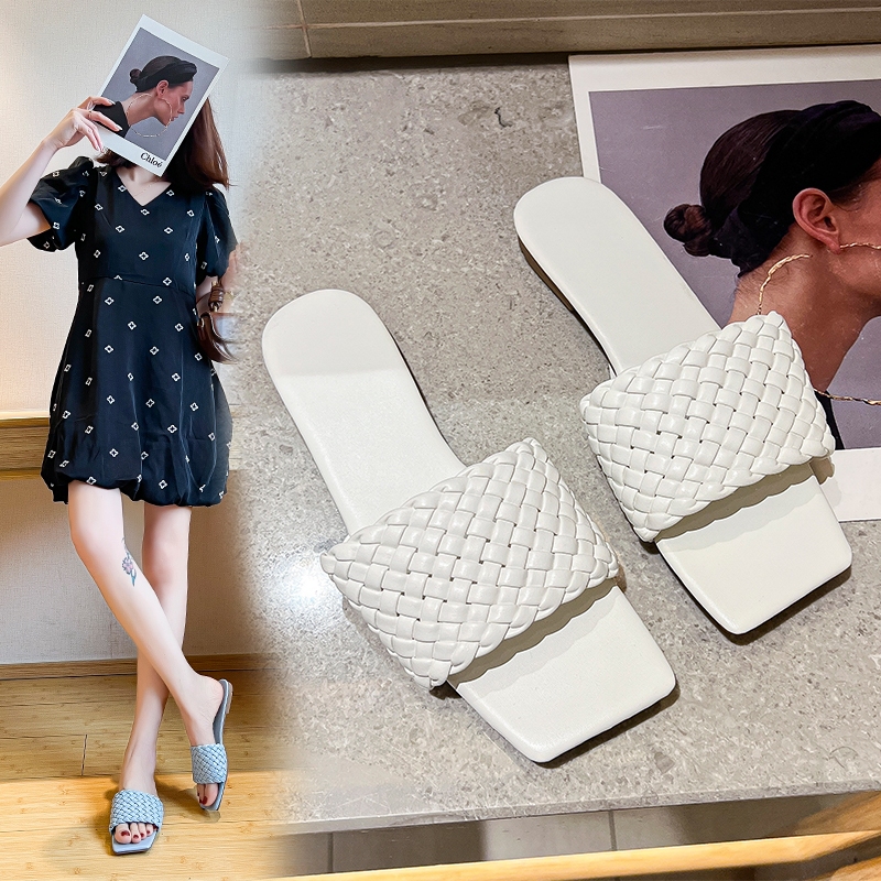 Elegante Chinelos Femininos de Cor Sólida 2023 Novo Estilo de Sandálias de Fundo Plano Fashionable All-Match