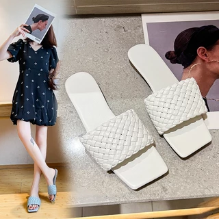 Elegante Chinelos Femininos de Cor Sólida 2023 Novo Estilo de Sandálias de Fundo Plano Fashionable All-Match