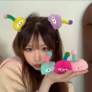 Bonito Briquete Torção Vara hairpin , Boneca Feia Menina Estranha , Feio Bola De Cabelo De Olhos Grandes Clipe De Bico D