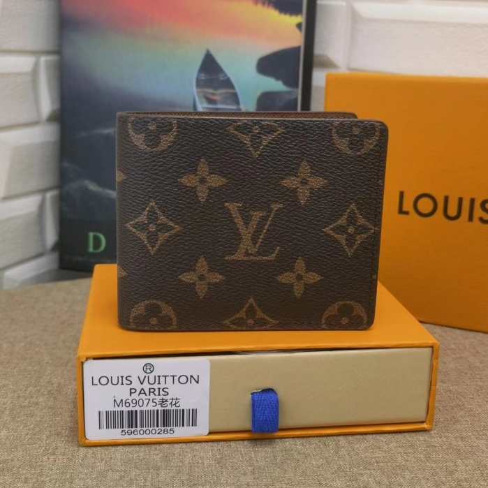 Stock 】 LV O Novo Porta-Moedas De Leitura Masculina Clássica Da Louis  Vuitton , Com Curto Multifuncional