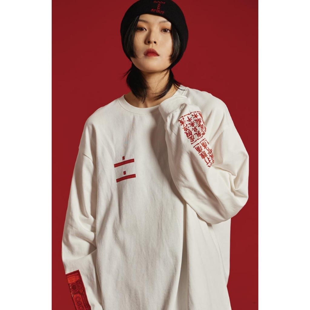 Oscill safflower Oil Óleo de açafroa Camiseta de manga comprida de algodão puro Camiseta de manga comprida masculina Camiseta Nacional Trendy White Sweatshirt Primavera Estilo Outono