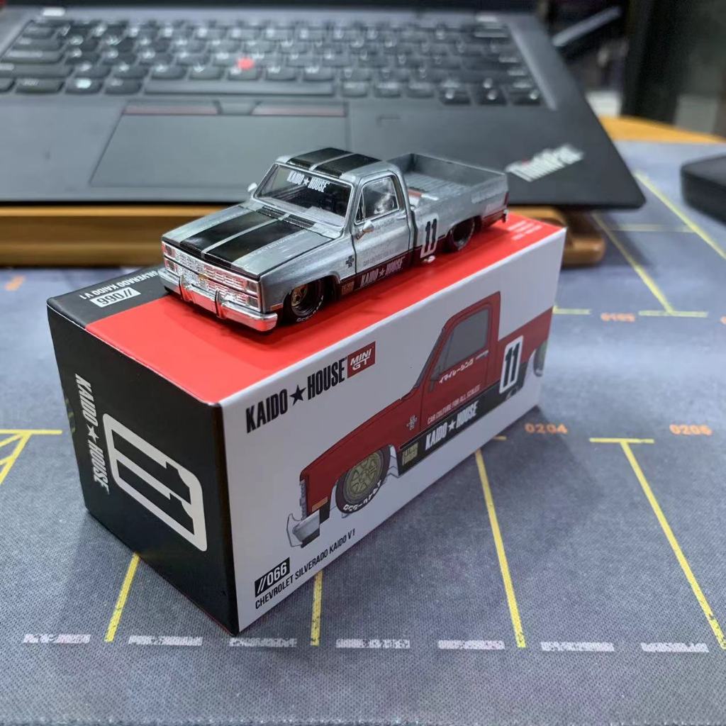 Chase Car KAIDO House + MINIGT Modelo Carro Chevrolet Silverado V1