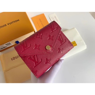 Preços baixos em CARTEIRAS femininas Louis Vuitton