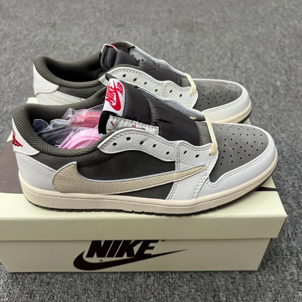 sapatos do travis scott