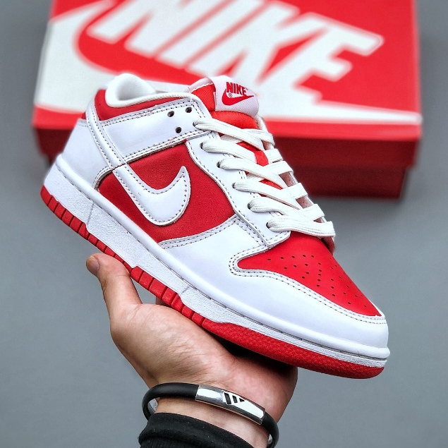 Novos sapatos de skate esportivos esportivos casuais Low-Top < Reverse University Red}