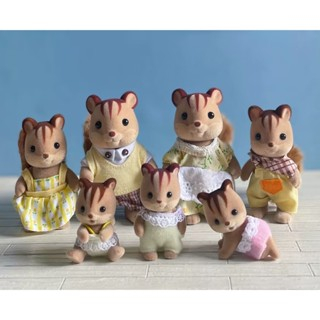 Squirrel hot sale family toy