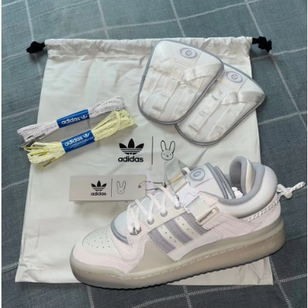 ((Preço Único no pé, necessidade de comprar duas vezes) Bad BUNNY First Light Gray Sports Shoes Casual Shoes 39---45