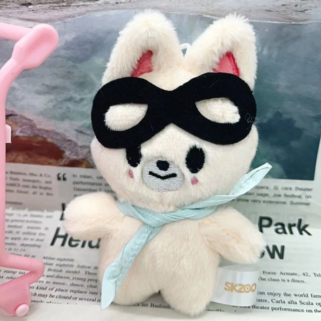 Kpop Stray Kids Pilot Doll FM Plush Porta-Chaves Lobo Chan Bbokari