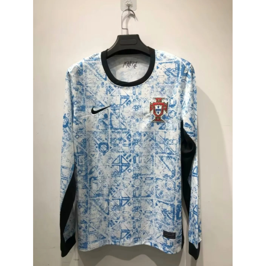 24-25 Portugal Fora De Mangas Compridas Thai Edition 1 : 1 Camisa De Futebol De Alta Qualidade