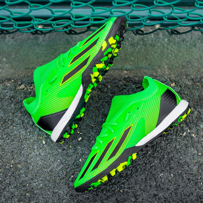 New Mens Football Boots Futsal Indoor Professional Football Shoes TF Lightweight, comfortable, non-slip and wear-resistant AG