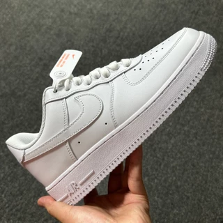 Versão De Alta Qualidade Do material De Couro De Vaca AF De Corte Baixo Clássico De Sapatos Esportivos Brancos Puros Para Homens E Mulheres , Casuais , Tênis Da Moda