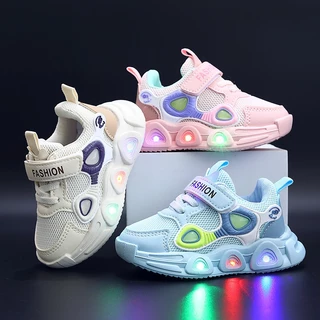 2024 Novo Estilo tênis infantis meninos estudantes casuais sapatos de placa alta meninas sapatos de bebê LED sapatos de luz