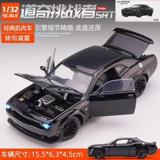 Jkm 1 /32 Dodge Challenger Alloy car Modelo de carro de liga leve Modelo de carro de simulação de som Carro de brinquedo de rodas quentes peetyeee