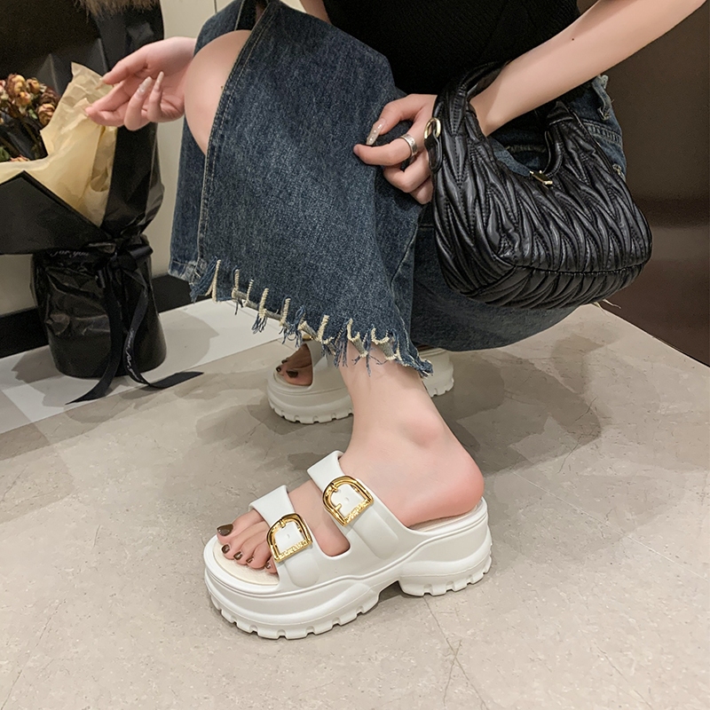 Chinelos de Verão Femininos Moda Exterior de Verão 2024 Novo Estilo Fada com Saia de Alta Espessura Flip-Flops Birkenstock Sandálias