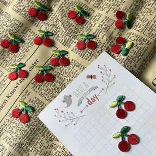 10Pcs Mini Patches De Cerejeira Bordados Ferro Autocolante Sobre Para Vestuário Applique De Acessórios Brincos De Bricolagem