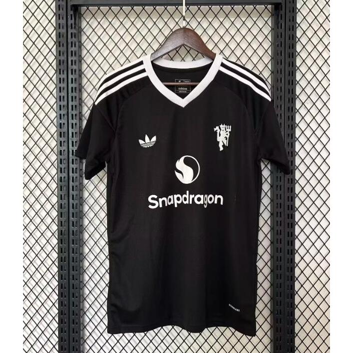 24225 Manchester United Goleiro Camisa Preta De Futebol Masculino