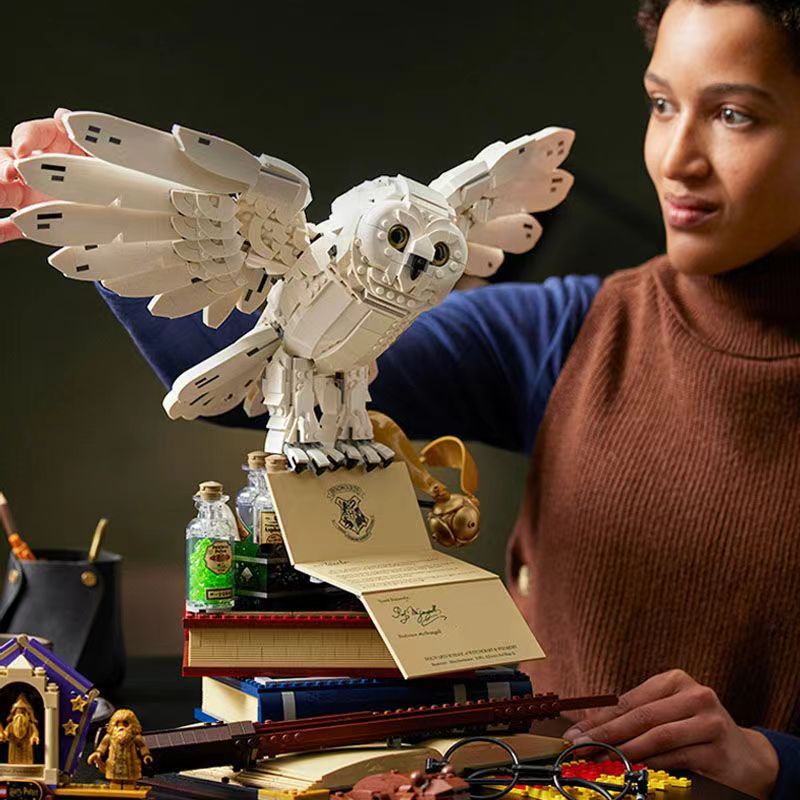 3010PC Harry Potter Hogwarts Coleção Comemorativa Clássica Hedwig Owl Blocos De Construção De Brinquedos