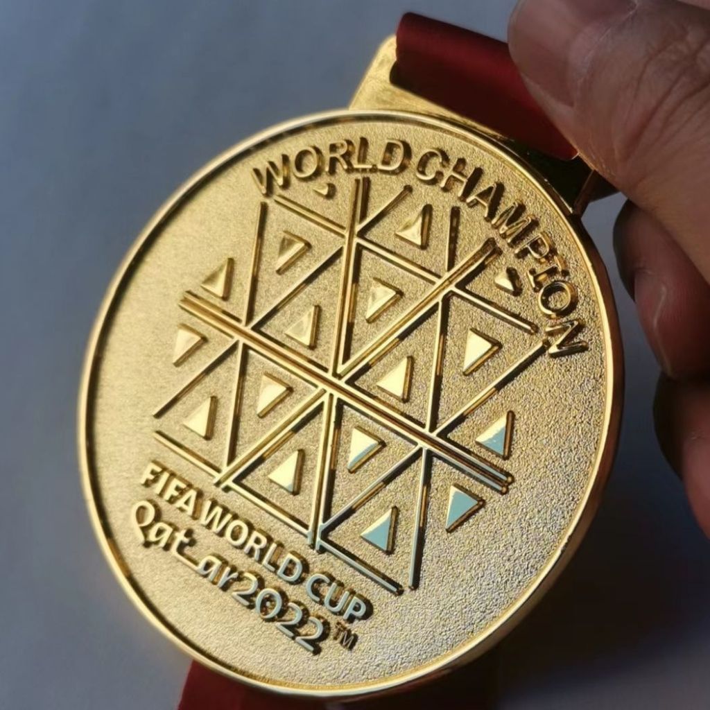 Medalhas Da Copa Do Mundo/2022 Campeão Comemorativas Torneio De Futebol
