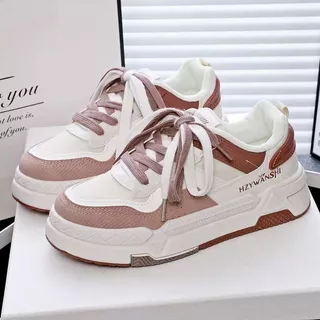 【in stock】 Korean Versão De Sapatos De Sola Plana 2024 Primavera E Outono Novo Casual Running Fashion Sports Thick Small