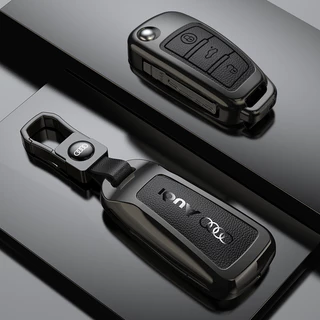 Capa De Chave De Carro Em Liga De Zinco Premium Com Chaveiro Elegante De Couro De Metal Para AUDI A6 , A4 , A3 , Q2 , Q3 , Q5 , Q7 , A7 , A8-Atacado