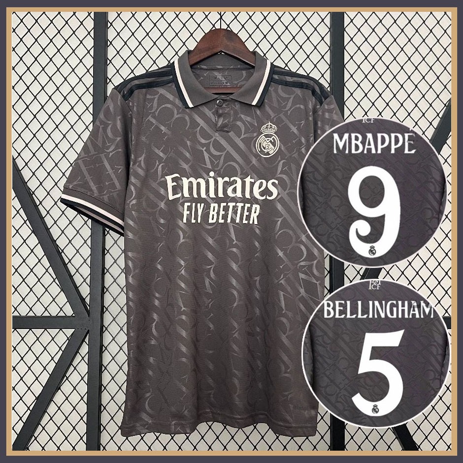 Camisa De Futebol Do Real Madrid 2024/25 Terceira 24