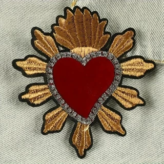 3 Pçs Coroas Coração Bordado Emblema Para Meninos Roupas E Chapéus Acessórios Ferro-Em Pano Remendo Mochila Reparação