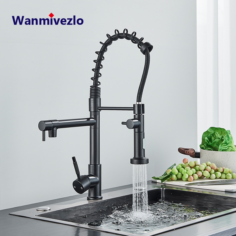 Torneira De Cozinha pull-down De Mola , Quente E Fria Misturadora Rotativa De Latão