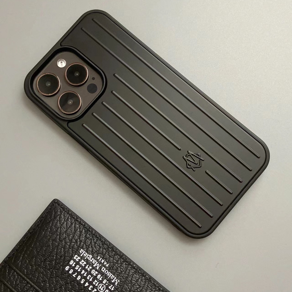 RIMOWA iPhone 16proケース Capas para iPhone 16 Pro | RIMOWA