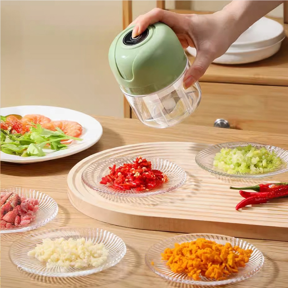 Imagem do produto Mini Processador Elétrico de alho elétrico 250ml com 3 lâminas carne pequeno  recarregável USB 6