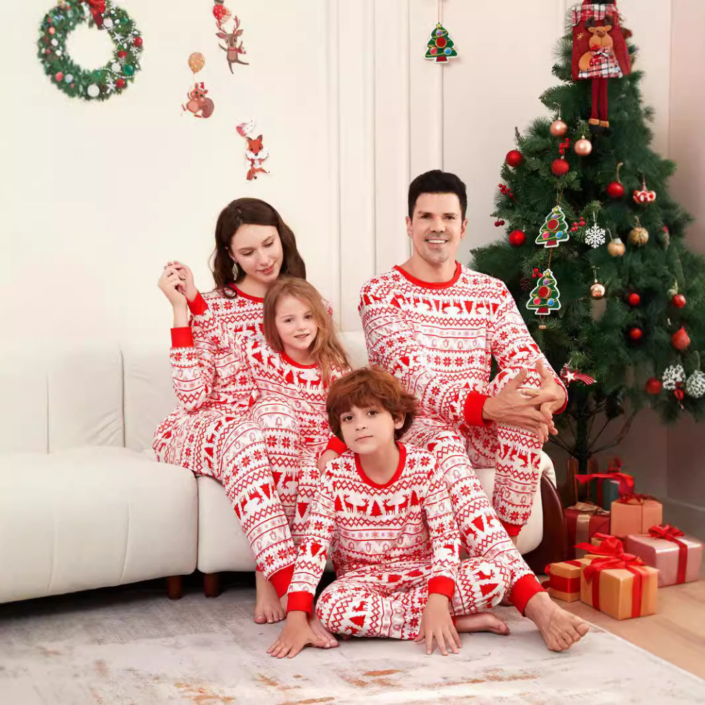 Conjunto De Pijamas Para Família De Natal , Mãe , Filha , Pai , Filho , Roupas Combinando , Rena Fofa , Estampa Completa
