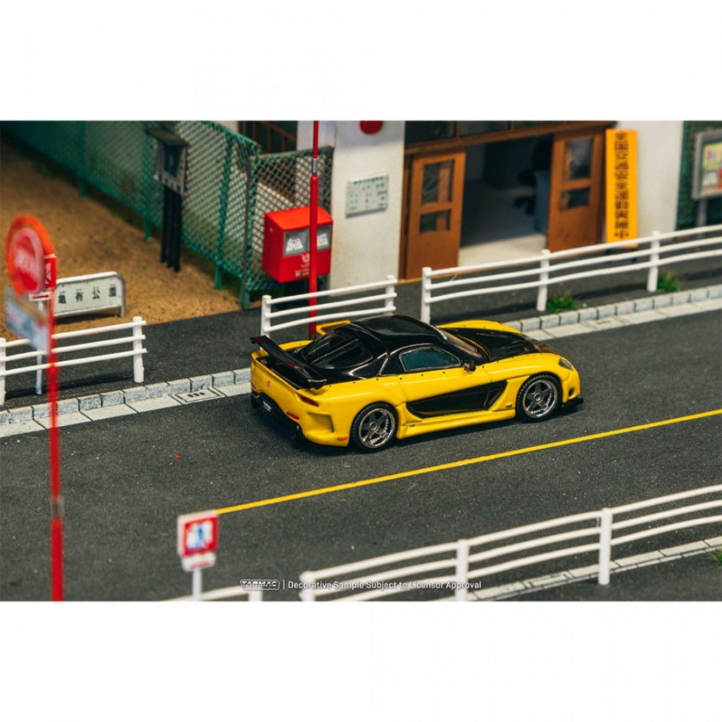Tarmac Works T64G-075-YE 1/64 Mazda RX-7 VeilSide Fortune7 Amarelo