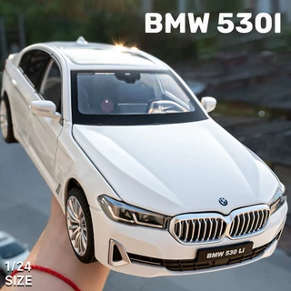 Escala 1 : 24 BMW 530i Liga Modelo De Carro Diecast Som Luz Amantes Do Coleção Crianças Presente Aniversário Metal Menin