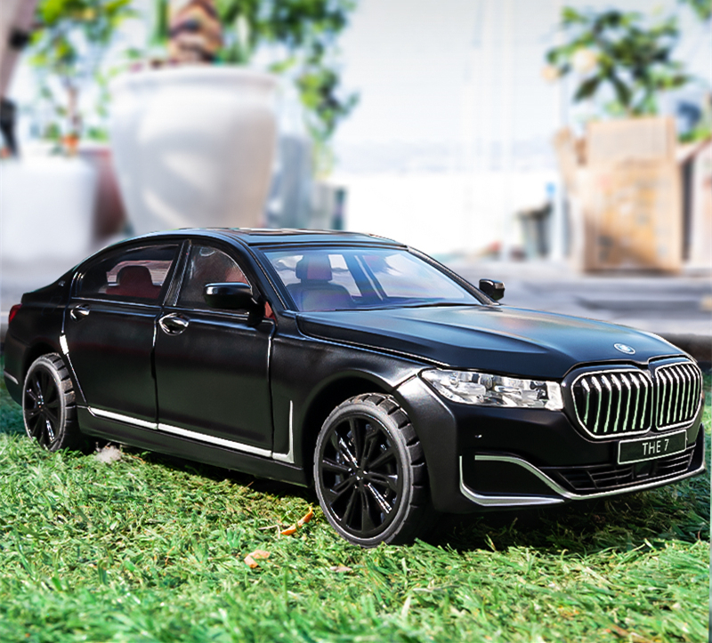 Diecast Car 1 : 24 BMW THE 7 760Li Modelos Alloy Toy Vehicle Com
