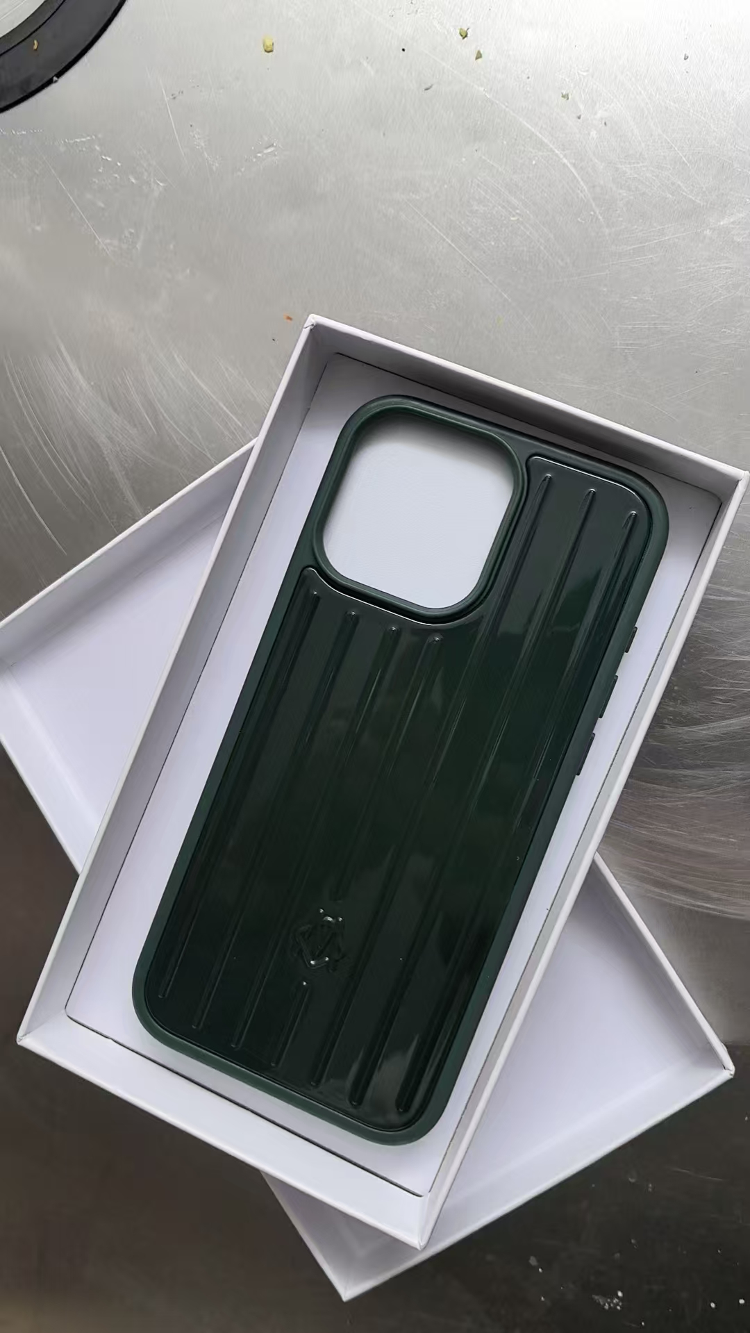 Adequado para iPhone16promax Phone Case Rimowa Novo carregador