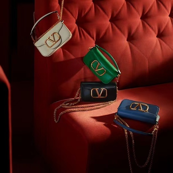 Carteira Masculina Louis Vuitton cinca - loja chique benhê