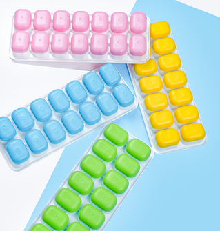 14 Grade Bandeja de gelo Molde quadrado para cubos de gelo com tampa de Silicone Bandeja de gelo com fundo macio Caixa de gelo com fundo macio Caixa de gelo caseira