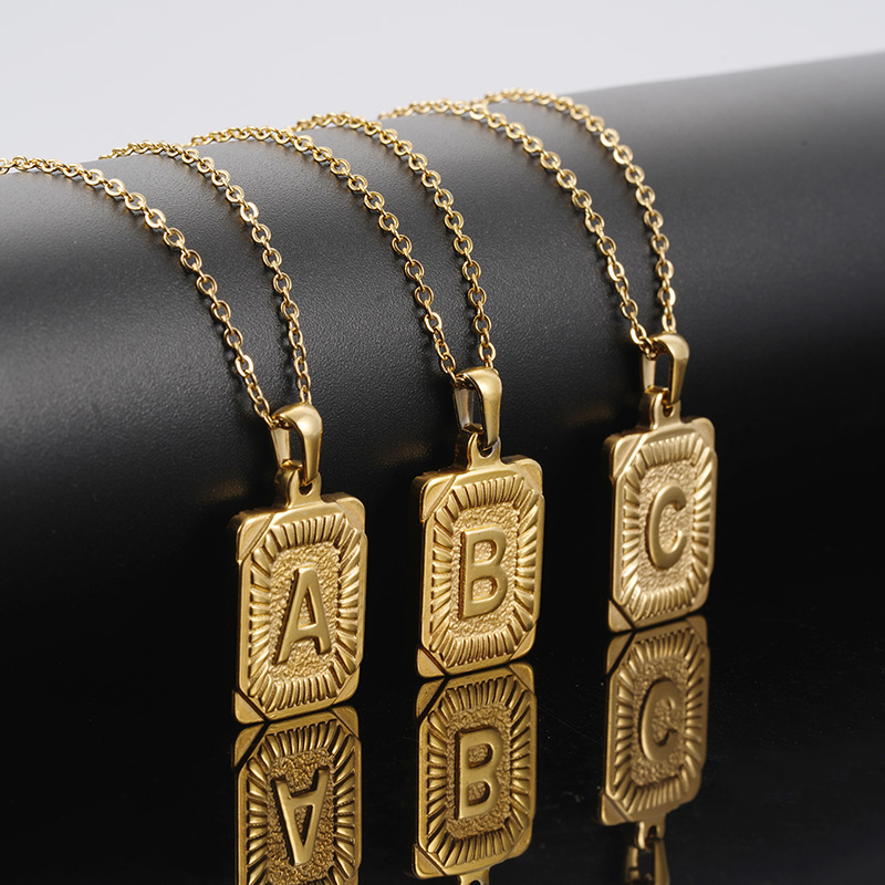 A-Z 26 Iniciais Carta Pingente Colar Para Mulheres Homens Ouro Golor Square Alphabet Charm Link Chain Casal Jóias Presentes De Casamento