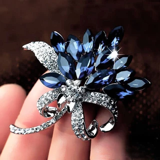 Moda Coreana Versão Bouquet Broche Diamante Broche Diamante Jóias de Luxo Simples Roupas Meninas Acessórios Corpete Alfinete Shawl Lenço de Seda Senhoras