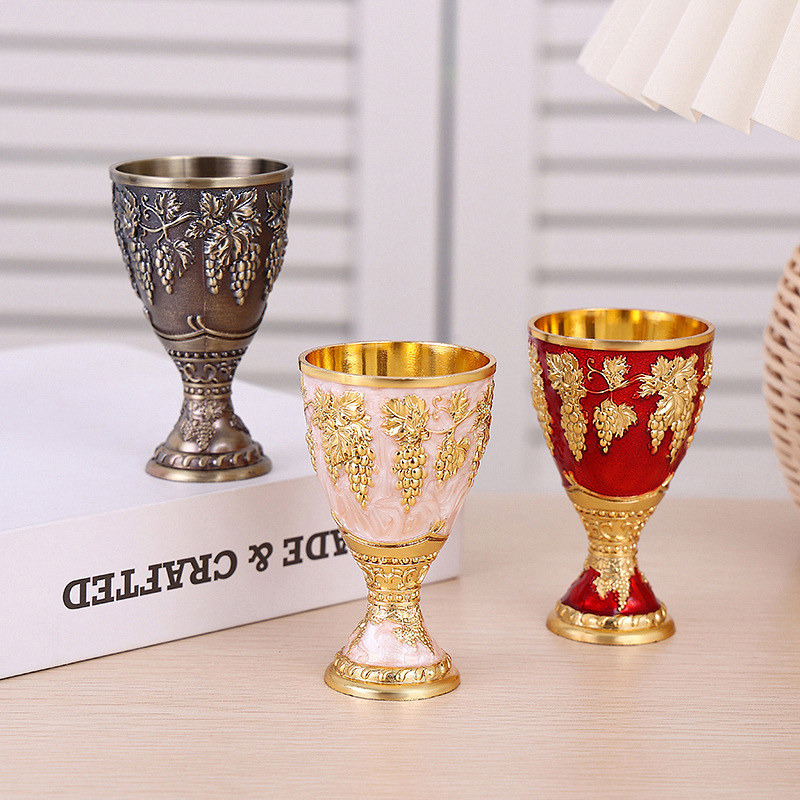 1PC Taça Baijiu Metal Estilo Europeu De Vinho Estrangeira Criativa Zinco Liga Tinto Da Família Bar Party