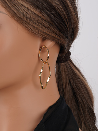 1 Par Senhoras Golden Iron European American Minimalist Fashion Earrings, Adequado para Feriados, Festa, Namoro, Banquetes, Desgaste Diário