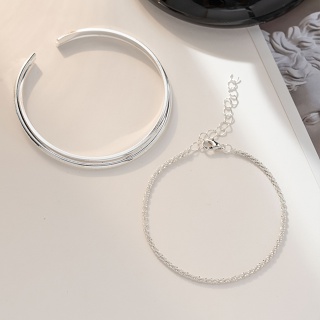 2 Pcs/Set Clássico Feminino Fita Simples Cor Brilho Aberto Cruzado Conjunto De Jóias Com Vazamento