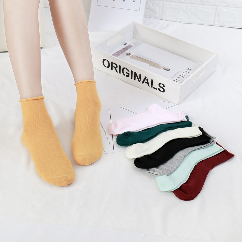 Meias Laterais Sólidas Cor do Tubo Médio Laminadas Meias Laterais Candy Pile Socks Cor