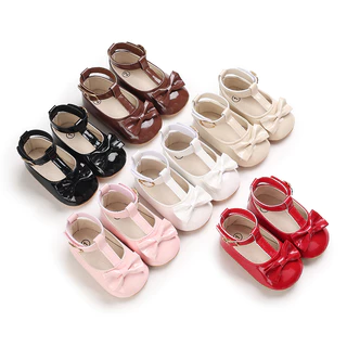 2023 Moda PU Sapatos De Couro Princesa Bebê Meninas Recém-Nascidas Mocassins Borracha Pré-Caminhante Sem Escorregamento Primeiro Andarilho De Verão