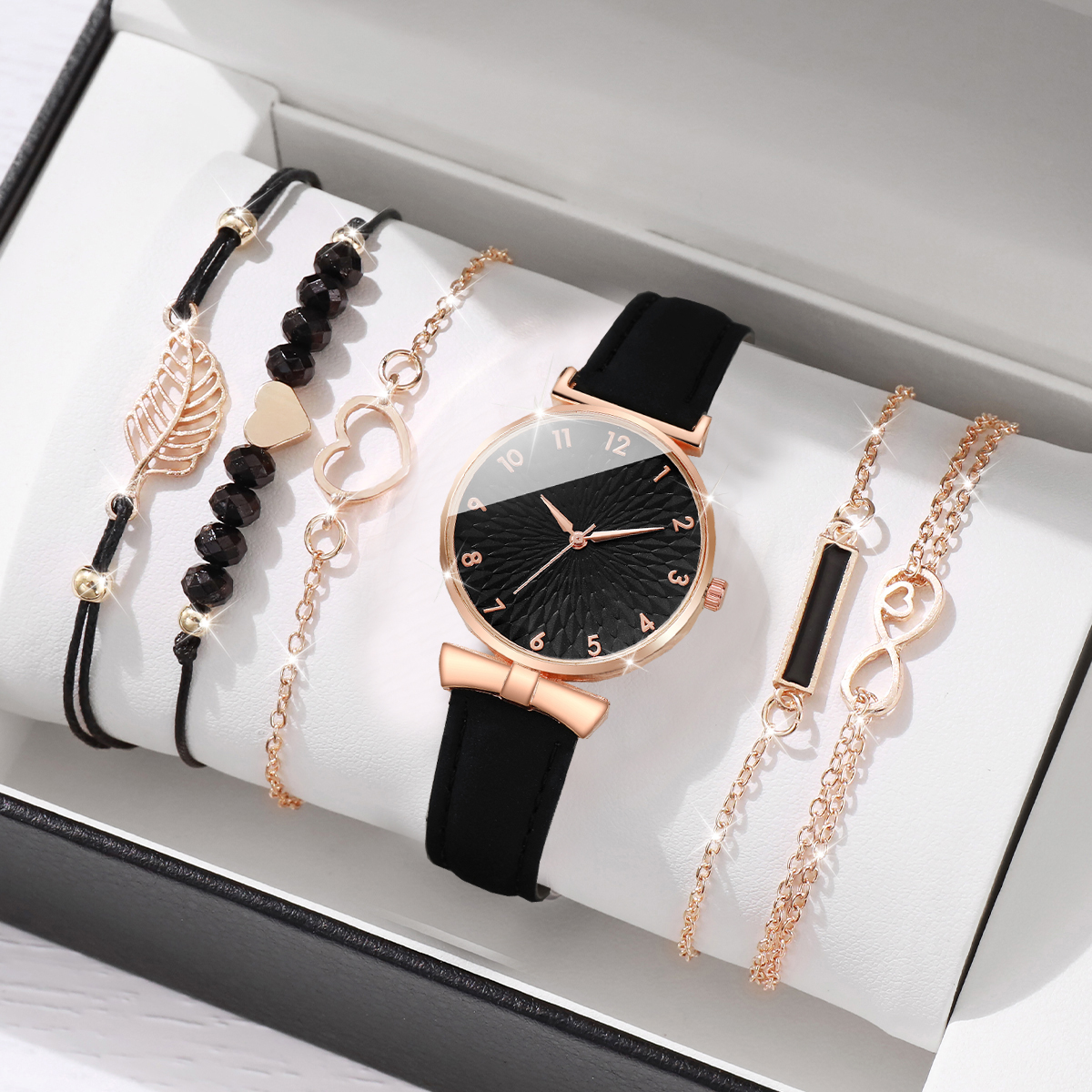 Relógio de pulso de quartzo Ladies Watch Fashion Belt + Conjunto de Pulseiras Love Leaf Leaf