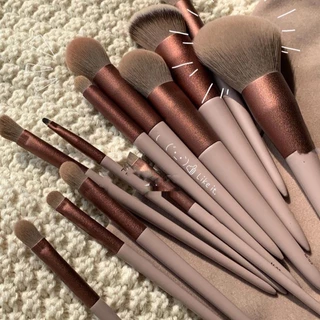 13 Peças De Conjunto De Pincéis De Maquiagem Para Iniciantes Matcha Green , Um Completo De Tinta super Macia Os Olhos ,