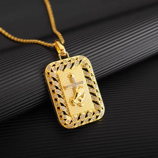 Moda Masculina Banhado A Ouro Titânio Aço Cor Preservando Buda Mão Oração Cruz Colar Pingente Jóias Religiosas