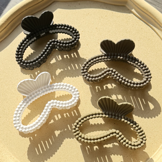 1 Clip de Garra de Borboleta Plástica Pérola Clip de Garra Fashion Light Luxury Sweet Ladies Clip de Cabelo Adequado para Campus Gifts Outing Party Use Acessórios de Cabelo